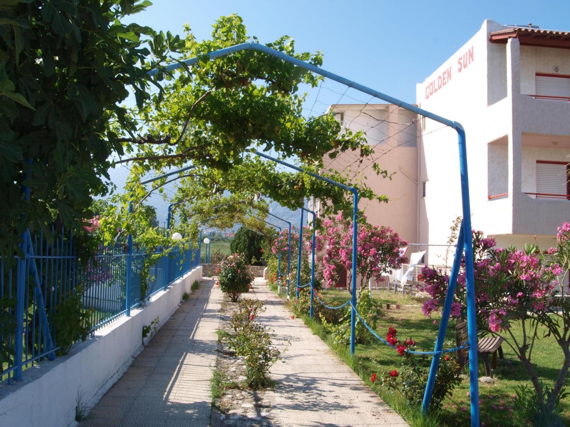 Golden Sun Aparthotel Tigaki Exterior foto