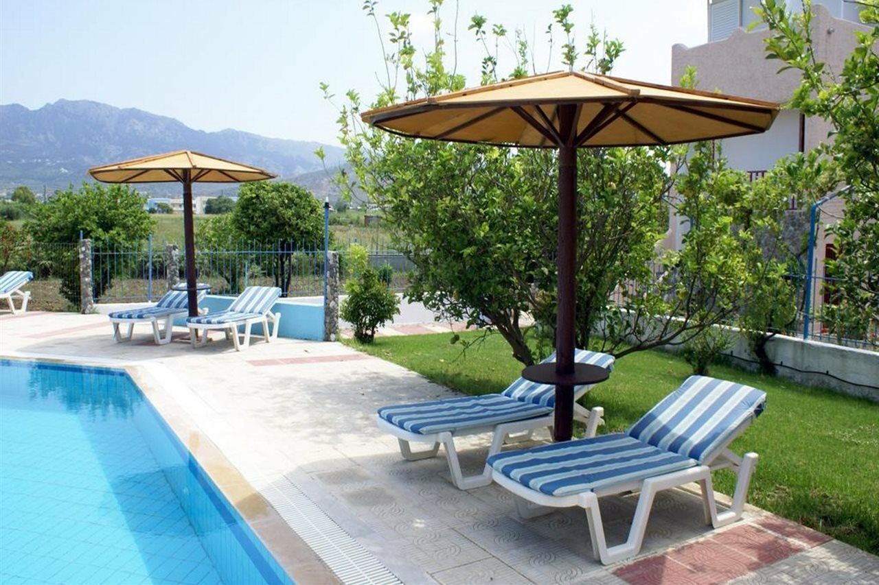 Golden Sun Aparthotel Tigaki Exterior foto